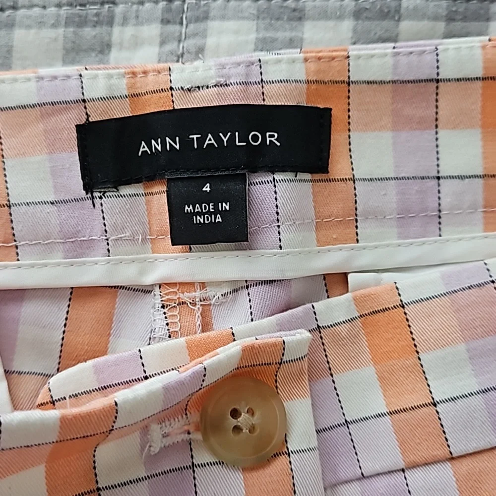 EUC Ann Taylor Cropped Ankle Pants - Picture 4 of 7